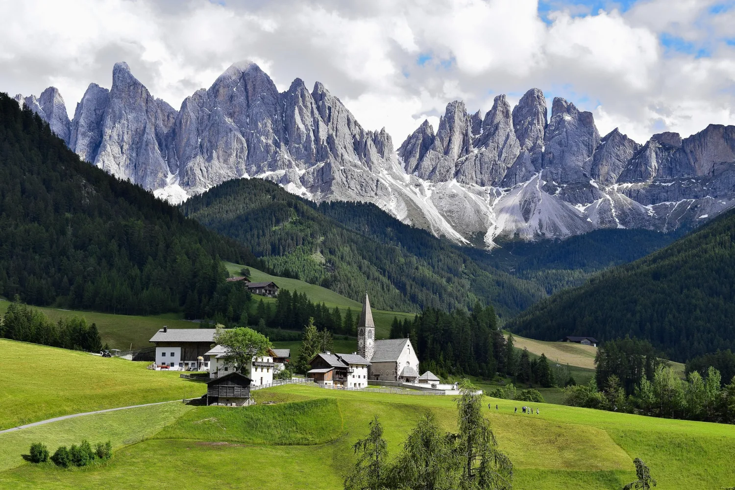 Dolomites Italy Hiking Tour