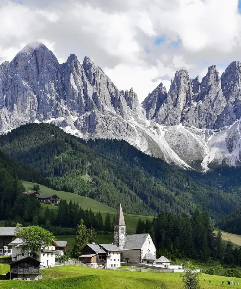 Dolomites Italy Hiking Tour